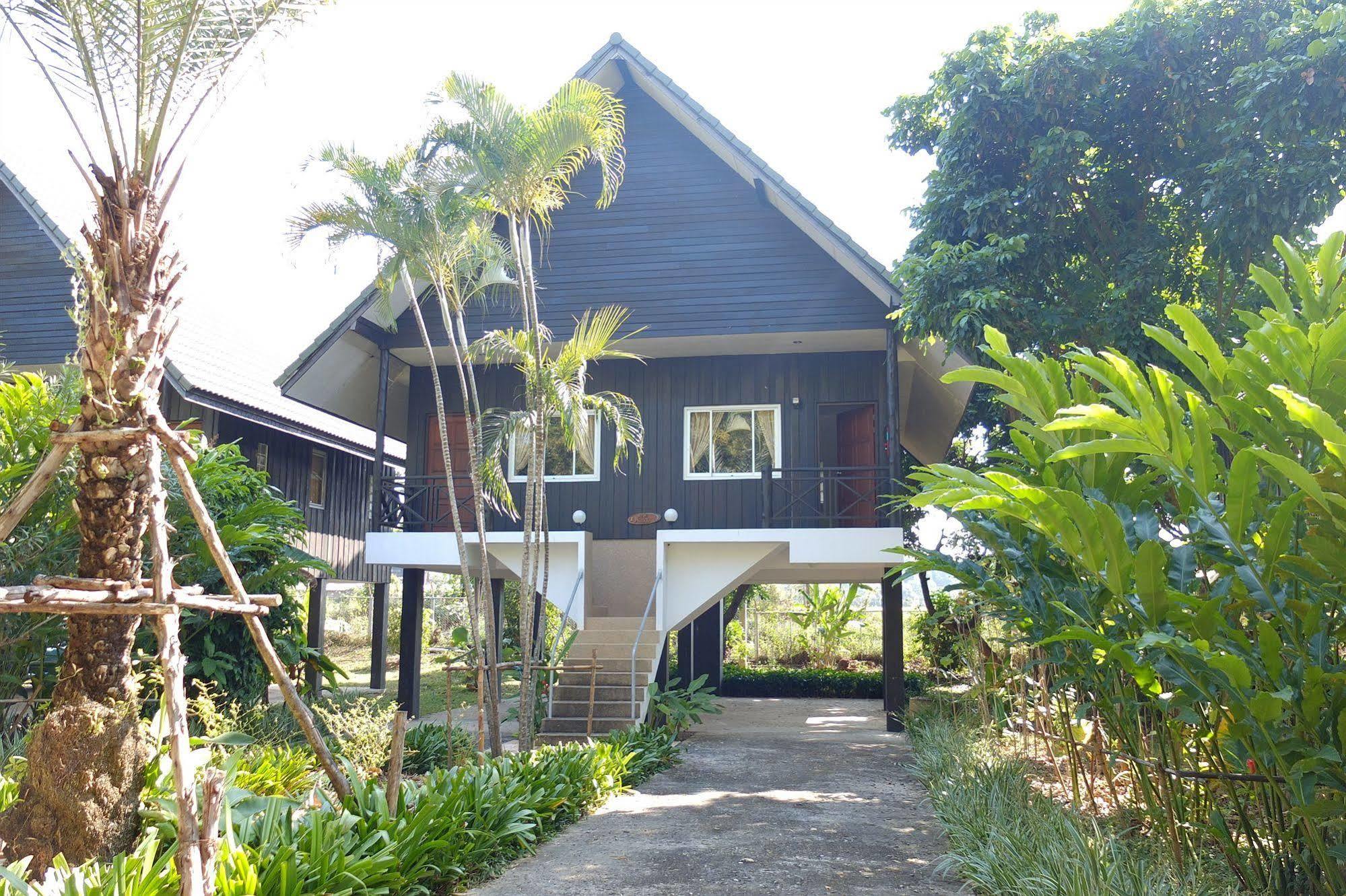 Tianna Garden Village Chiang Mai Exteriör bild
