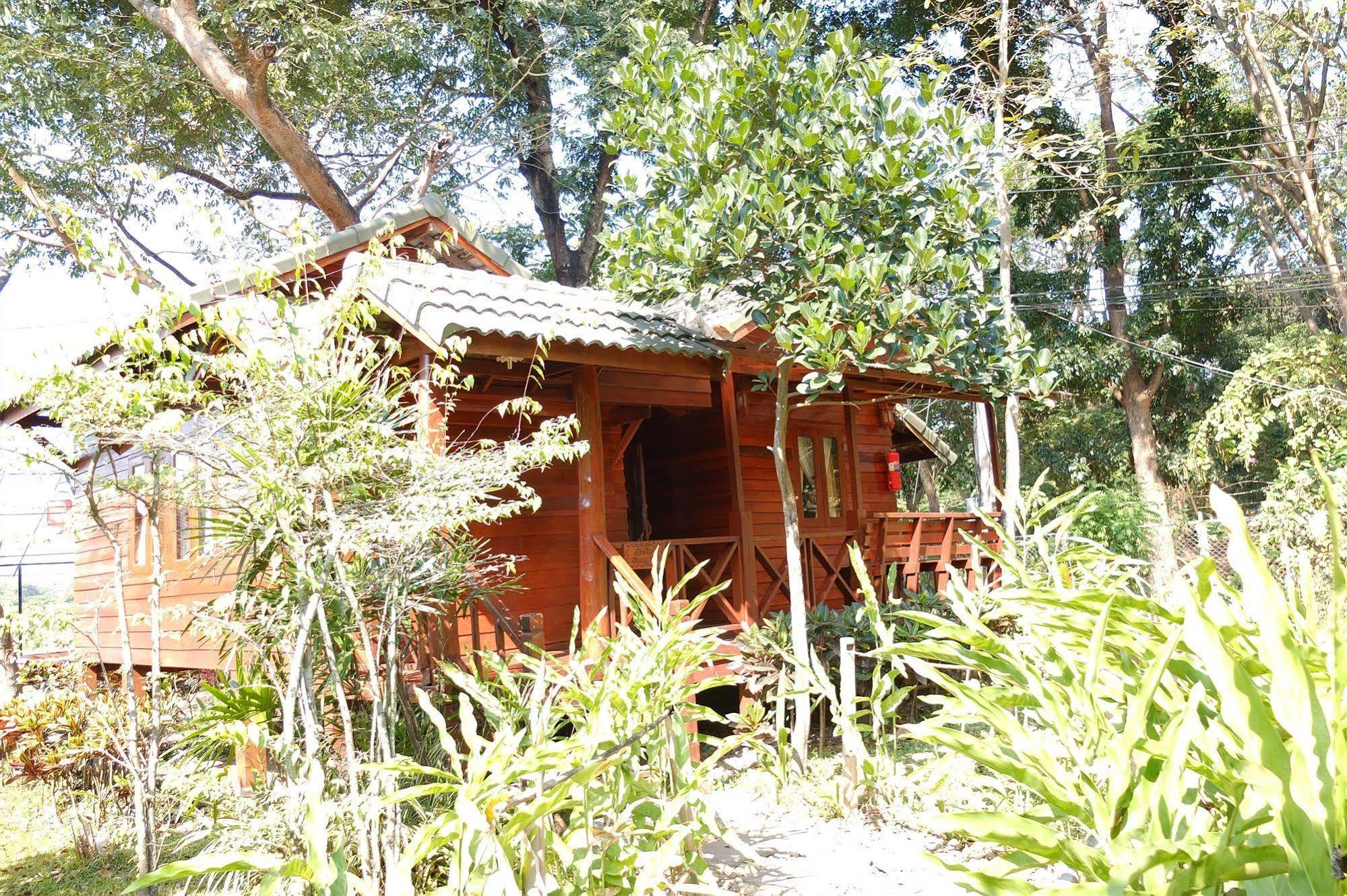 Tianna Garden Village Chiang Mai Exteriör bild