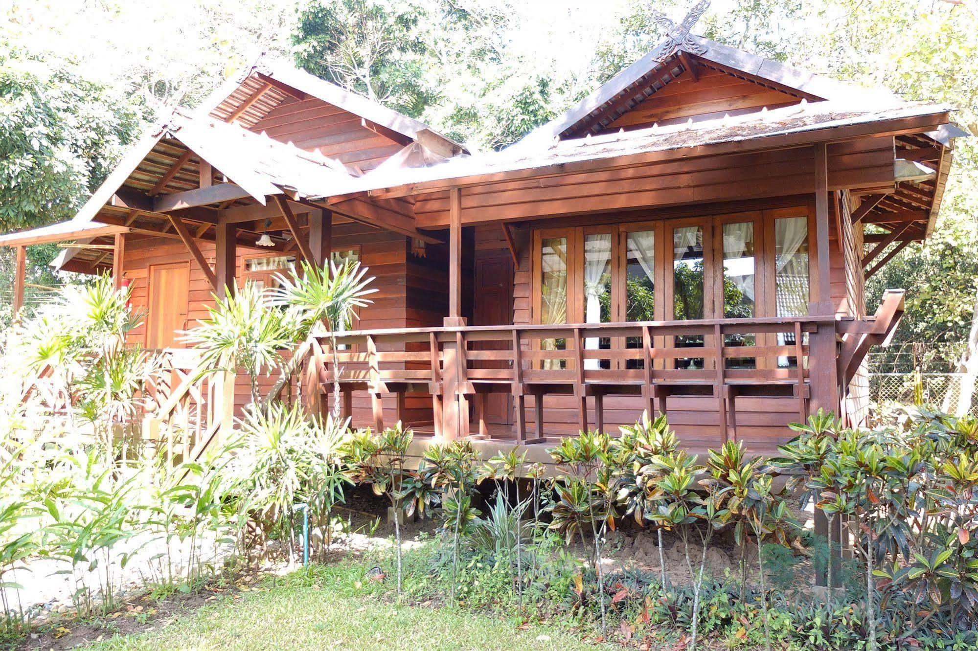 Tianna Garden Village Chiang Mai Exteriör bild