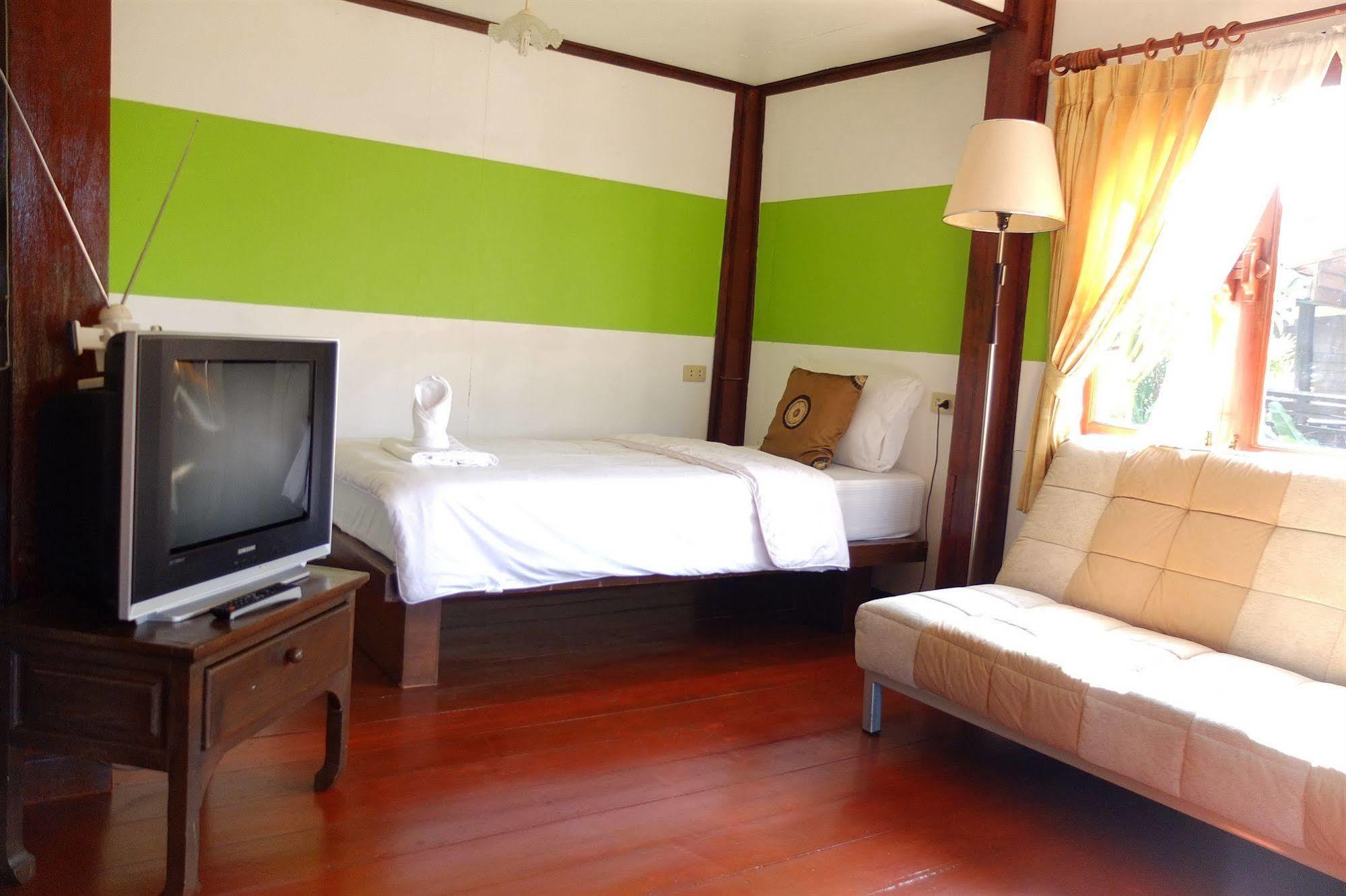 Tianna Garden Village Chiang Mai Exteriör bild